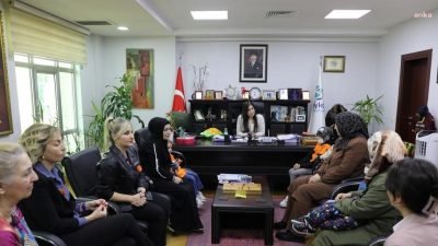 LÖSEV yetkileri ve tedavi gören çocuklar Lösemili Çocuklar Haftası dolayısıyla