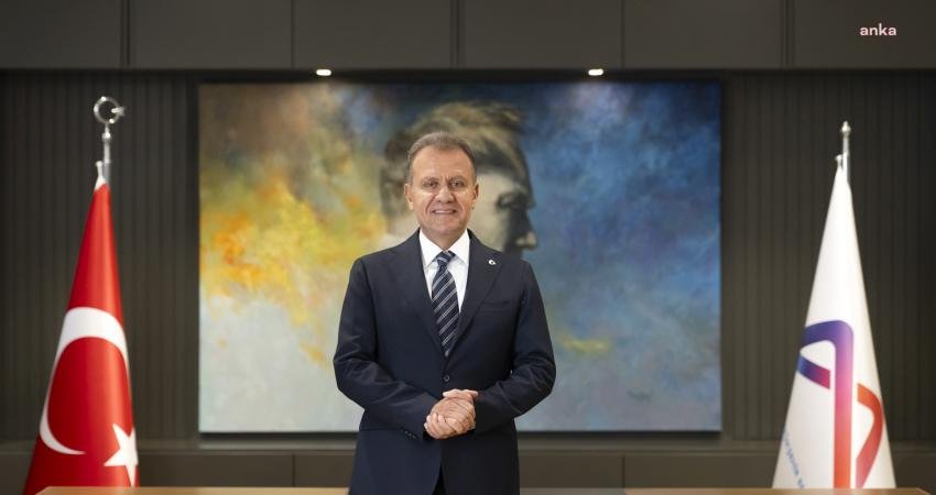 Mersin Büyükşehir Belediye Başkanı Vahap Seçer, Öğretmenler Günü dolayısıyla “Savaşın