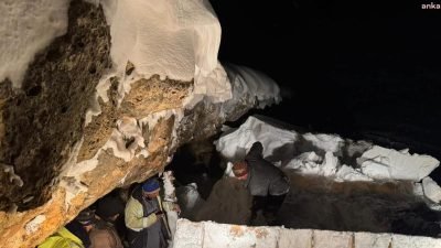 Mersin’in yüksek kesimlerinde kar yağışının başlamasıyla birlikte sahaya inen Mersin