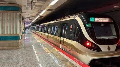 Yenikapı Metro Hattı'nın yürüyen merdivenlerinde dumanlar yükseldiği haberlerinin üzerine İstanbul