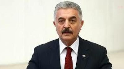 Manisa Büyükşehir Belediye Meclisi’nde Salihli'deki ''Devlet Bahçeli Kent Meydanı''nın isminin