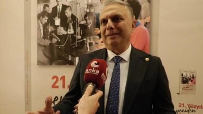 Antalya Muratpaşa Belediye Başkanı Ümit Uysal, yeni kitabı “21. Yüzyılda
