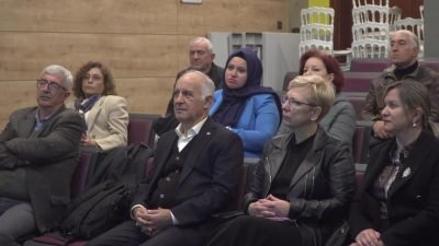Osmangazi Belediyesi’nin Dünya Diyabet Günü dolayısıyla düzenlediği farkındalık etkinliğinde, diyabet