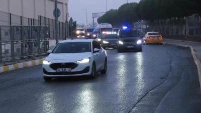 CHP Genel Başkanı Özgür Özel, görevden alınarak yerine kayyum atanan