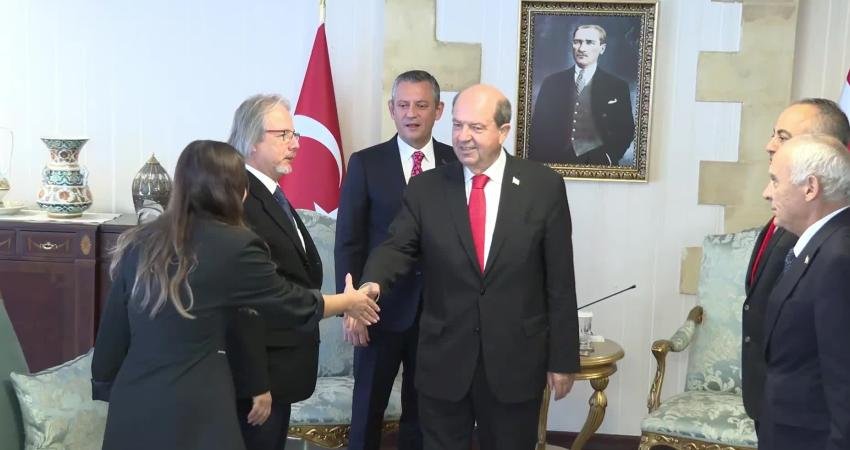 CHP Genel Başkanı Özgür Özel, KKTC Cumhurbaşkanı Ersin Tatar ile