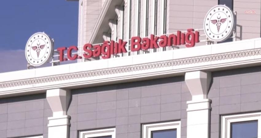 Sağlık Bakanlığı: “Hastaneler, hastalarımızın derdine derman olmaya çalışan güzide kurumlarımızdır” Sağlık Bakanlığı, Erciş Devlet Hastanesi önündeki silahlı saldırıya ilişkin açıklama
