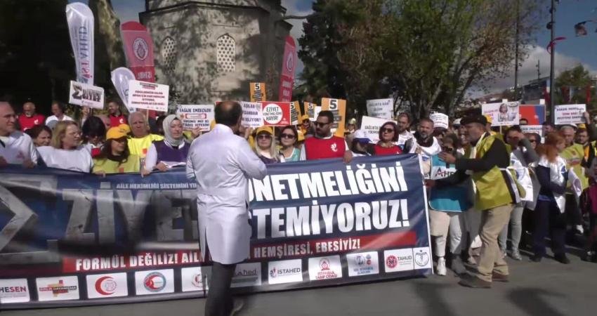 Aile sağlığı merkezlerinde çalışan hekimler, hemşireler ve ebeler, tartışmalı yönetmeliği