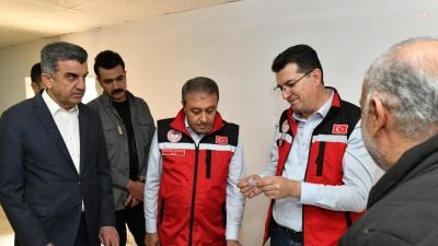 Şanlıurfalı genç girişimci Mehmet Örenler, ayda 10 bin akrepten sağımı