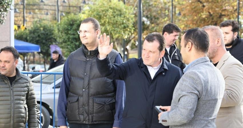Silivri Belediye Başkanı Bora Balcıoğlu, Yoğurtçu Heykeli Meydanı’nda devam eden