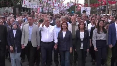Mersin Büyükşehir Belediyesi ev sahipliğinde gerçekleşen Uluslararası Tarsus Festivali renkli