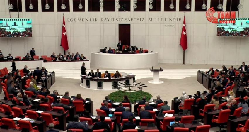 TBMM Genel Kurulu'nda "Azerbaycan'ın Türkiye üzerinden İsrail'e petrol sevkiyatı" muhalefet