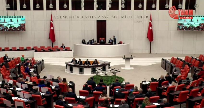 TBMM Genel Kurulu'nda CHP ve AK Parti arasında "kreş" tartışması
