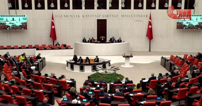 CHP Grup Başkanvekili Ali Mahir Başarır, AKP Hatay Milletvekili Hüseyin Yayman
