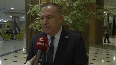 CHP Genel Başkan Yardımcısı Gökan Zeybek, Tunceli ve Ovacık belediyelerine kayyum