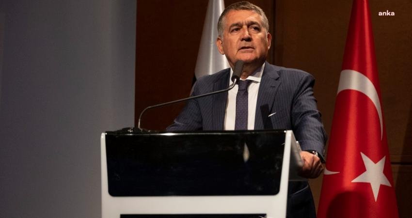 TÜSİAD Yönetim Kurulu Başkanı Orhan Turan, TÜSİAD’ın düzenlediği “Enerji, Sanayi