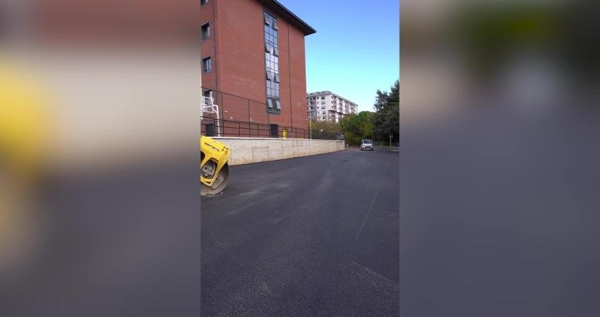 Tuzla Belediye Başkanı Eren Ali Bingöl, ilçede devam eden asfalt