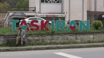 Trabzon Uzungöl'de gerçekleştirilmesi planlanan HES projesine karşı yurttaşların başlattığı nöbet devam