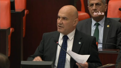 İYİ Parti Grup Başkanvekili Turhan Çömez, "Niğde'deki Çocuk Evleri Sitesi’nde