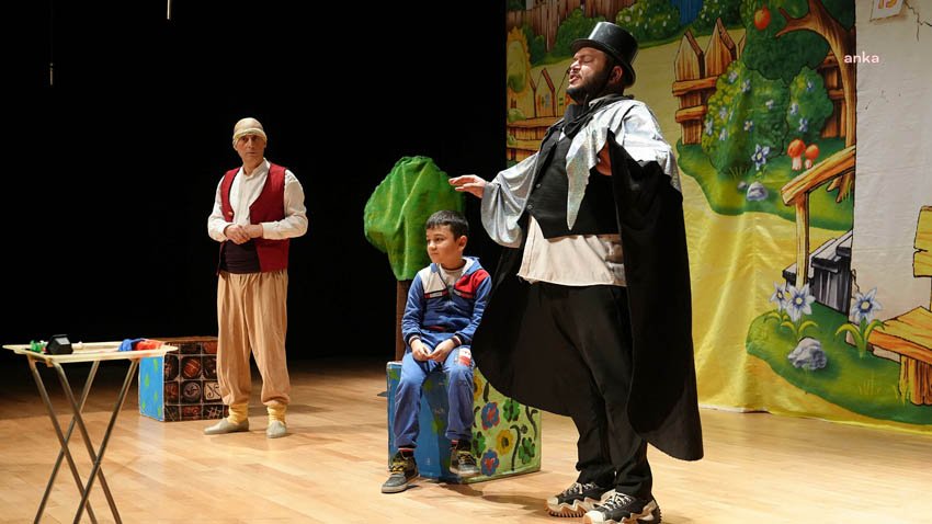 kecioren-belediyesinin-ev-sahipliginde-duzenlenen-27-uluslararasi-ankara-tiyatro-festivali-sona-erdi