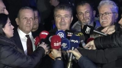 KKTC Başbakanı Ünal Üstel, Adıyaman 3. Ağır Ceza Mahkemesi'nde görülen