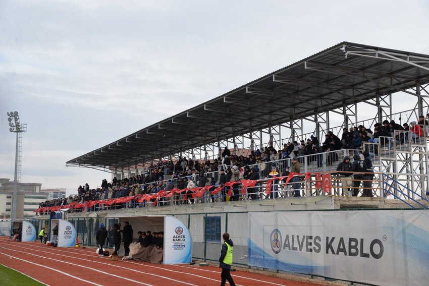 ilk-devrenin-lideri-kahramankazan-belediyespor