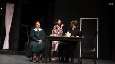 Adana Büyükşehir Belediyesi Şehir Tiyatroları, Phillip King’in yazdığı Hüseyin İnan