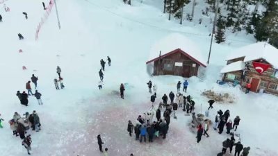 Artvin Çoruh Üniversitesi (AÇÜ) tarafından düzenlenen "7. Geleneksel Kar Şenliği"
