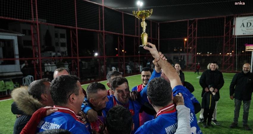 Ayvalık'ta düzenlenen Kurumlararası Halı Saha Futbol Turnuvası’nın finalinde, Ayvalık İlçe