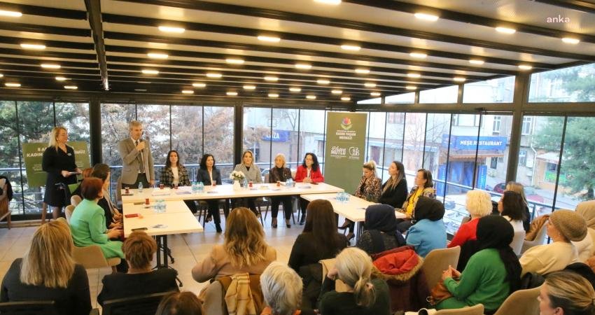 Bayrampaşa Belediyesi, 5 Aralık Dünya Kadın Hakları Günü dolayısıyla “Siyasette