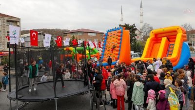 Beykoz Belediyesi, ilçedeki 7 farklı mahallede düzenlediği Spor Karnavalı etkinlikleri