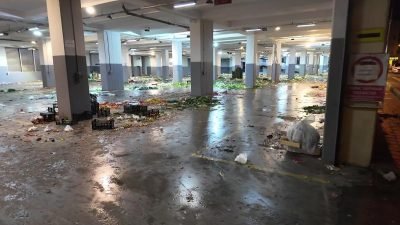 Bornova Belediye Başkanı Ömer Eşki, Merkez Kapalı Pazaryeri’nde kalıcı temizlik