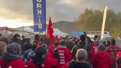 Sendikalı oldukları gerekçesiyle işten çıkarılınca 140 gün önce direnişe başlayan