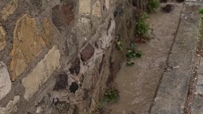 İzmir Çeşme Belediyesi, ilçede dün başlayan ve sabah saatlerinde etkisini