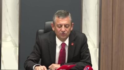 CHP Genel Başkanı Özgür Özel, dün açıklanan asgari ücretin ardından
