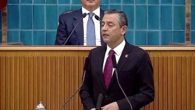 CHP Genel Başkanı Özgür Özel, Cumhurbaşkanı Recep Tayyip Erdoğan'ın depremzedelere