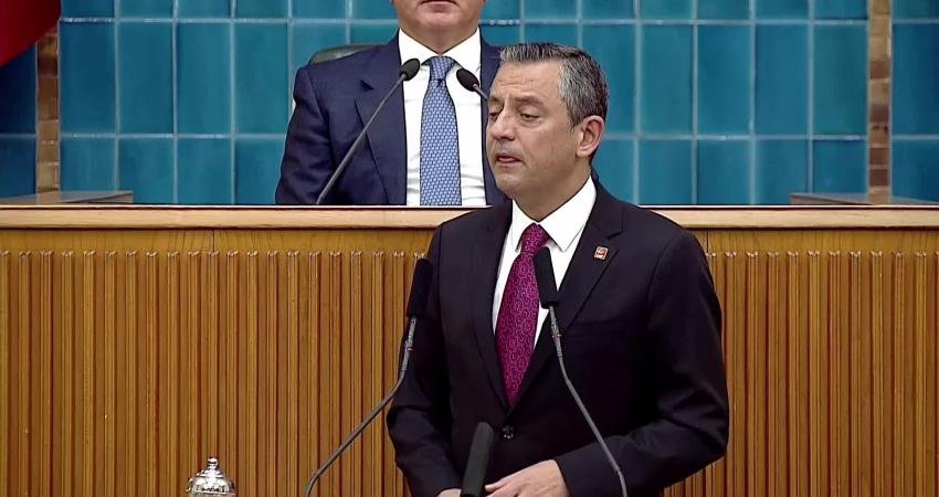 CHP Genel Başkanı Özgür Özel, Cumhurbaşkanı Recep Tayyip Erdoğan'ın depremzedelere