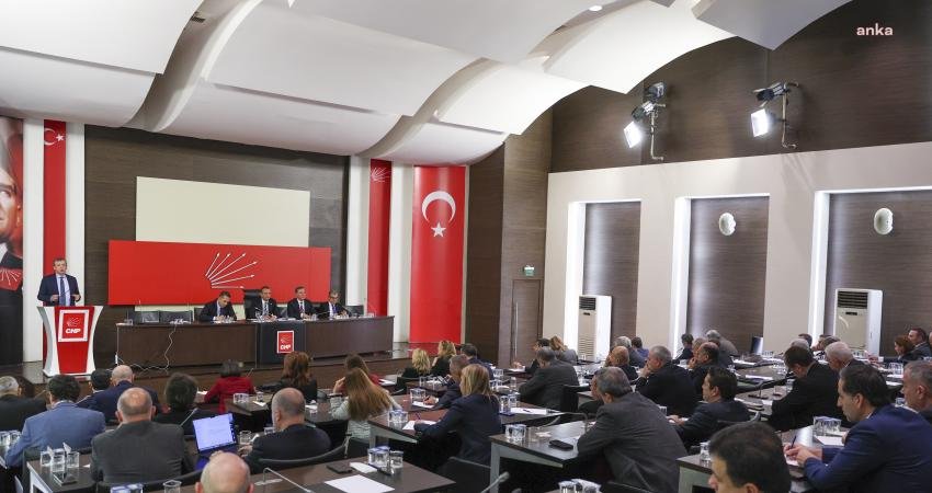 CHP Genel Başkanı Özgür Özel başkanlığında 2025 bütçesi görüşmeleri öncesinde