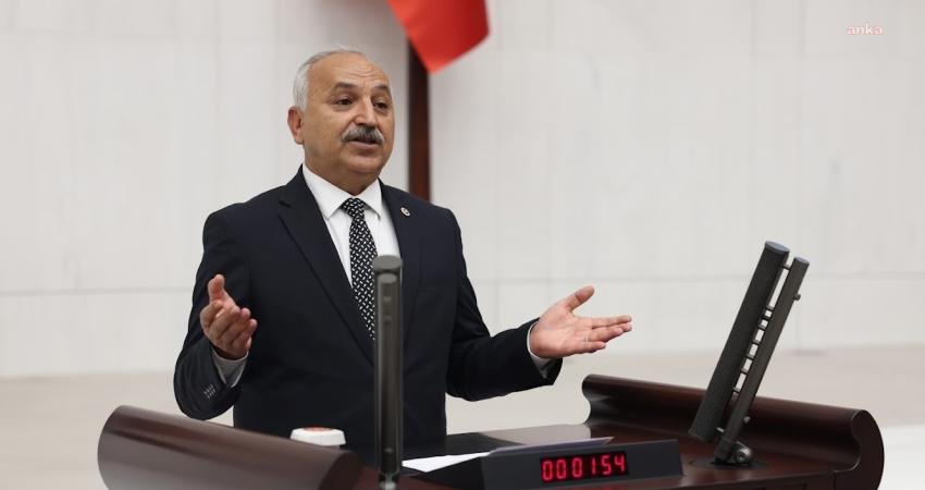 CHP Mersin Milletvekili Talat Dinçer, engelli vatandaşların toplumsal yaşama tam
