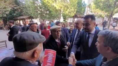 CHP Osmaniye İl Başkanı Mutlu Yavuzer, il ve ilçe yöneticileriyle