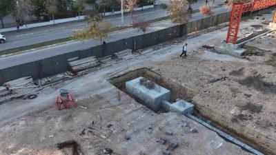Çukurova Belediyesi’nin Belediye Evleri Mahallesi’nde yapımına başladığı Adana Koop Kapalı