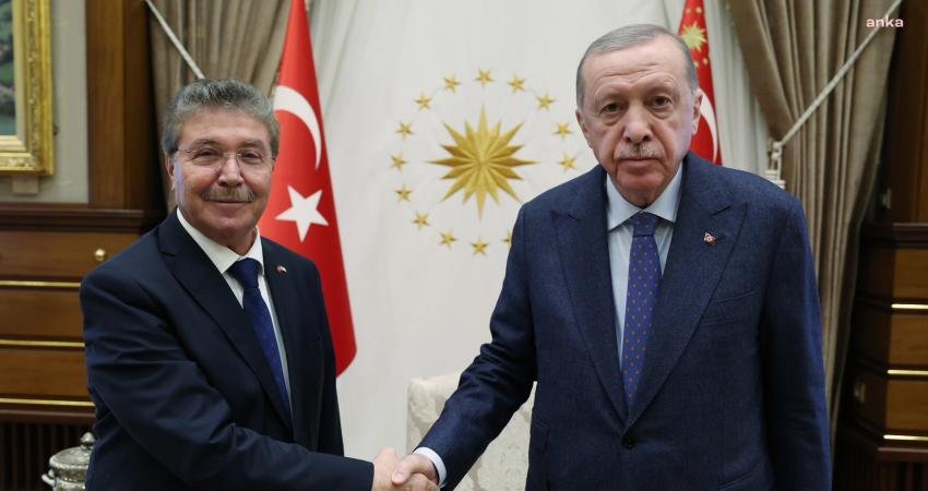 Cumhurbaşkanı Recep Tayyip Erdoğan, Cumhurbaşkanlığı'nda KKTC Başbakanı Ünal Üstel ile