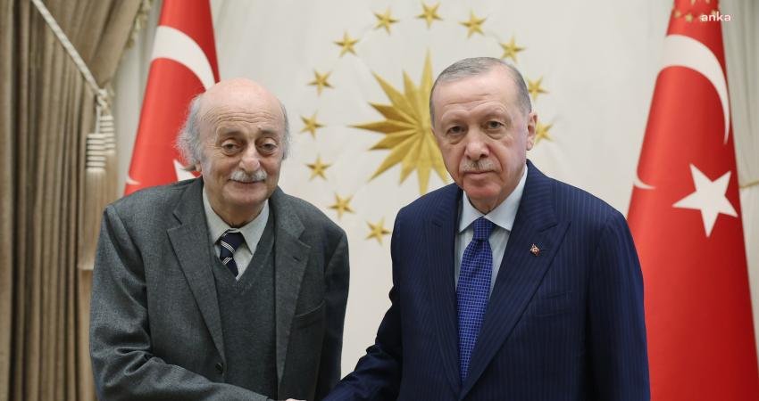 Cumhurbaşkanı Recep Tayyip Erdoğan, Lübnan'daki Dürzi lider Velid Canbolat'ı Cumhurbaşkanlığı'nda