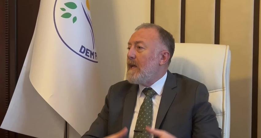 DEM Parti Grup Başkanvekili Sezai Temelli, İmralı'da Abdullah Öcalan ile