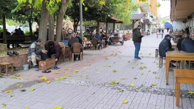 2025 yılı için uygulanacak asgari ücretin açıklanmasının ardından, emekliler asgari
