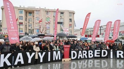 CHP Genel Başkan Yardımcısı Gökan Zeybek, Esenyurt’ta devam eden "Demokrasi