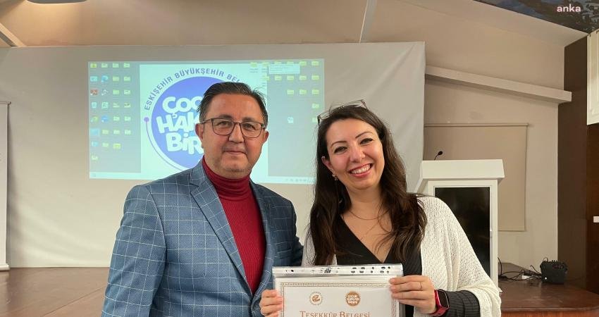 Eskişehir Büyükşehir Belediyesi, okul öncesi öğretmenleri için “Okul Öncesi Eğitimde