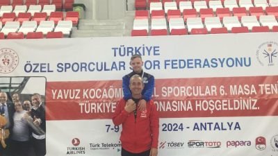 Eskişehir Büyükşehir Spor Kulübü sporcusu Hamza Dönmez, Antalya'da düzenlenen Yavuz