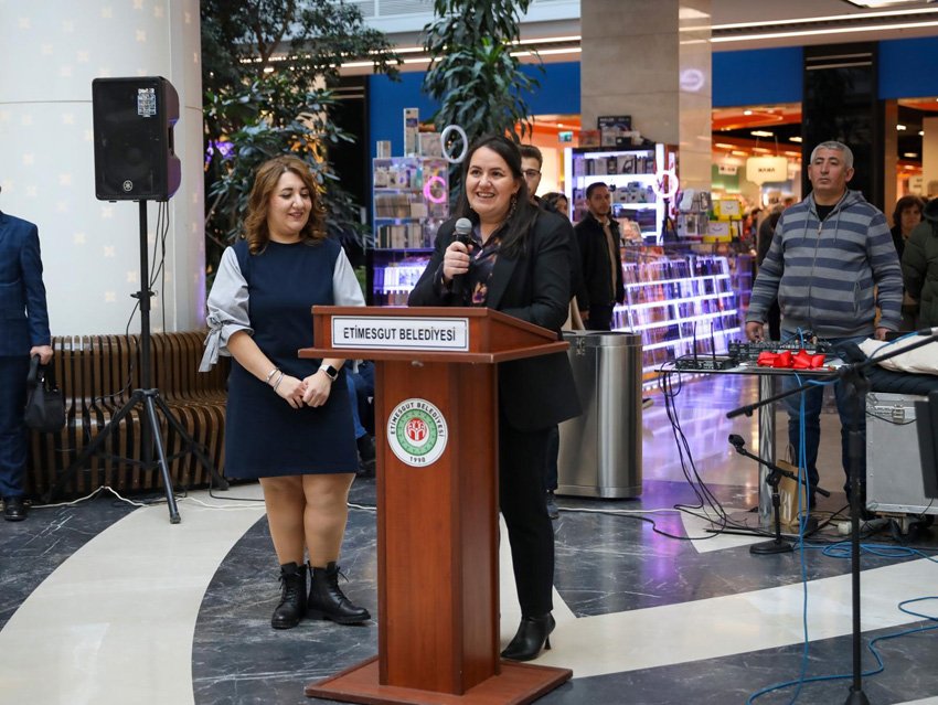 etimesgut-belediyesinden-seb-i-arus-anma-sergisi