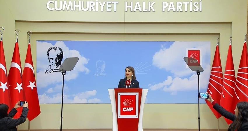 CHP Genel Başkan Yardımcısı Gamze Taşcıer, asgari ücret gündemiyle toplanan MYK'nın