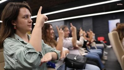İBB, işitme engellilerle iletişim alanındaki ihtiyaçlarına çözüm sunmak için işaret